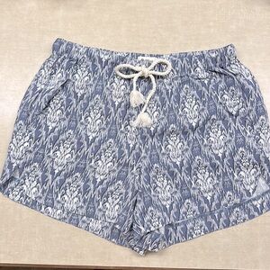 NWT! UpWest All Around Short in Ikat Print!